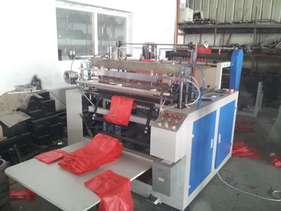 【廠家直銷供應(yīng)優(yōu)質(zhì)【單排】熱封熱切背心袋制袋機(jī) 整套需配沖口機(jī)】價(jià)格,廠家,圖片,塑料制袋機(jī)械,瑞安市云江塑料機(jī)械-